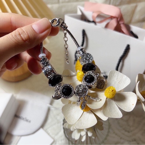 Pandora Silver Bracelet with Black Heart Charms - Picture 4 of 6